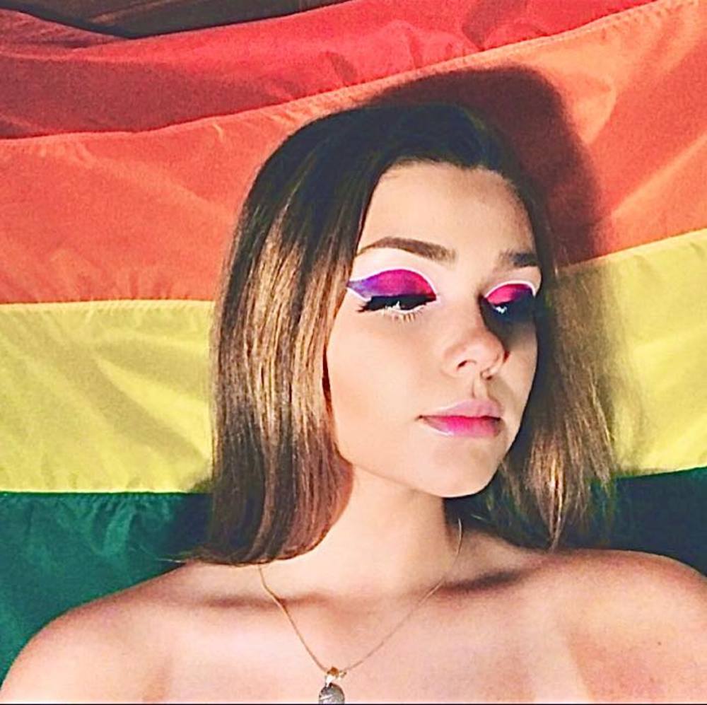 Meet your Posher, Abigail